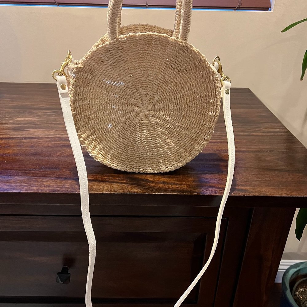 Clare V. Moyen Alice